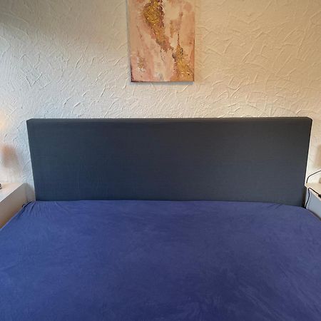 Gemuetliche 3 Zimmer Wohnung Mit Grosszuegiger Terrasse Im Gruenen Reutlingen Eksteriør bilde
