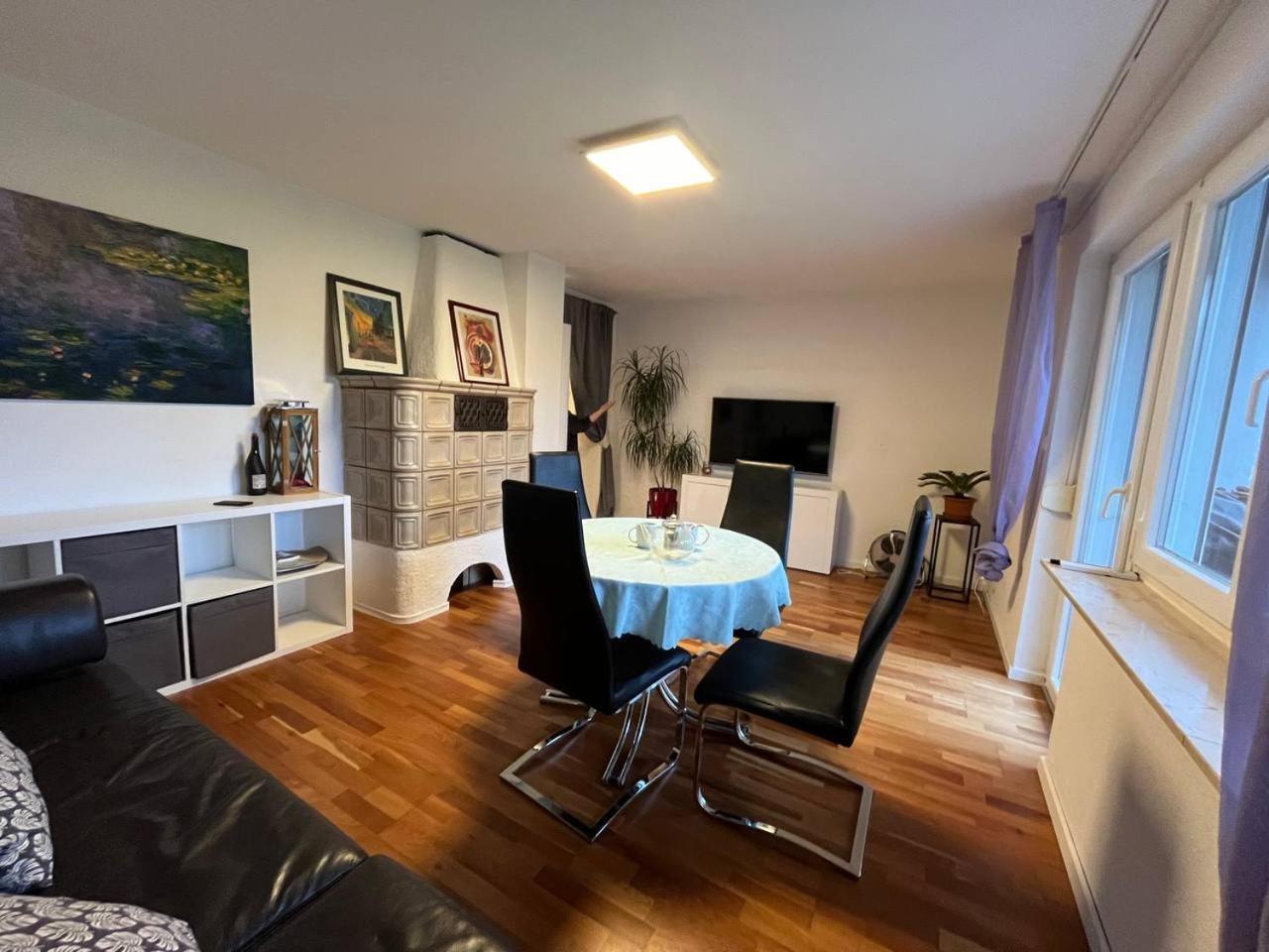 Gemuetliche 3 Zimmer Wohnung Mit Grosszuegiger Terrasse Im Gruenen Reutlingen Eksteriør bilde