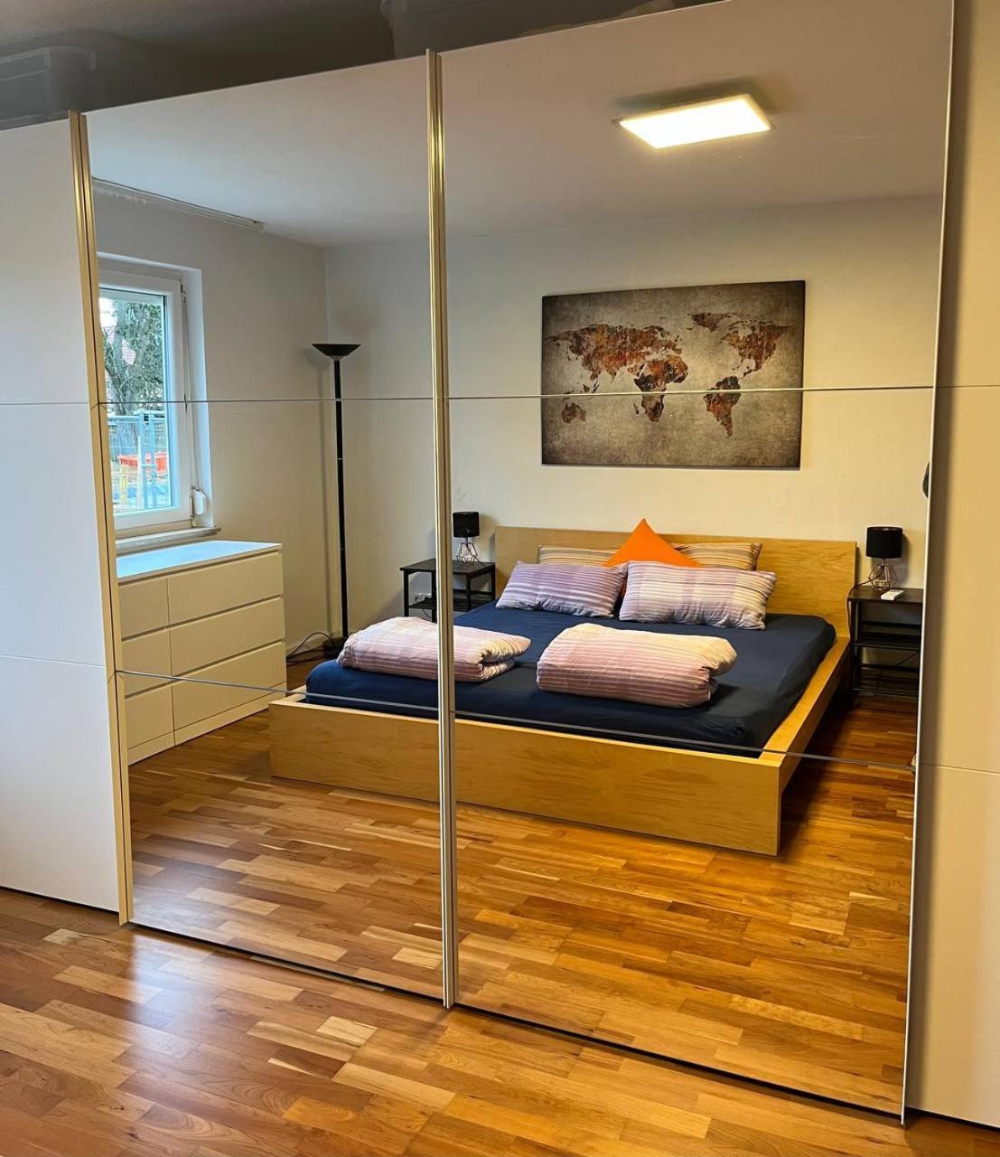 Gemuetliche 3 Zimmer Wohnung Mit Grosszuegiger Terrasse Im Gruenen Reutlingen Eksteriør bilde