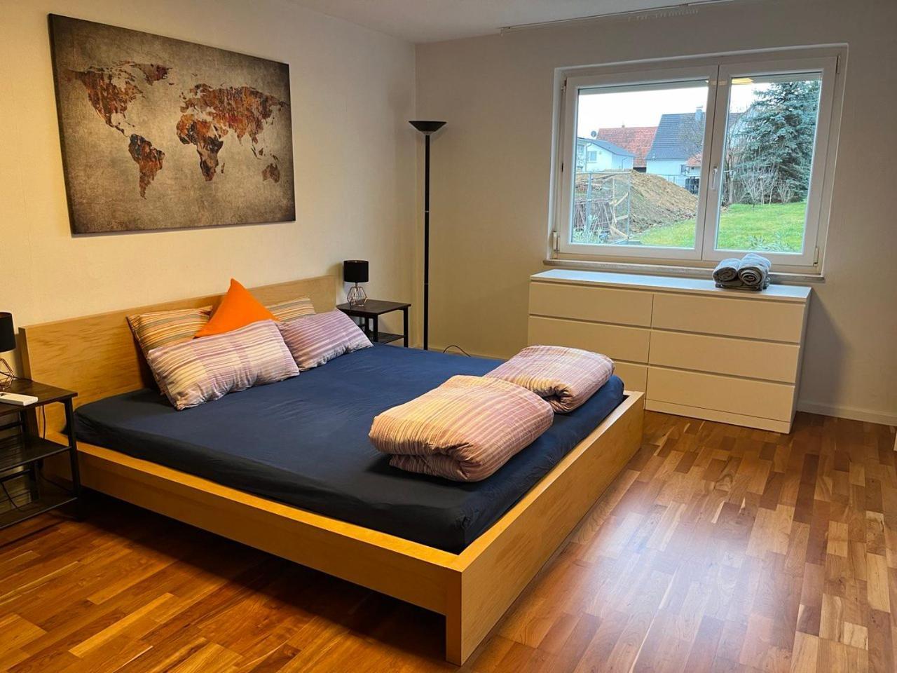 Gemuetliche 3 Zimmer Wohnung Mit Grosszuegiger Terrasse Im Gruenen Reutlingen Eksteriør bilde